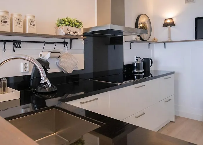 Holiday home Seaviews Egmond *